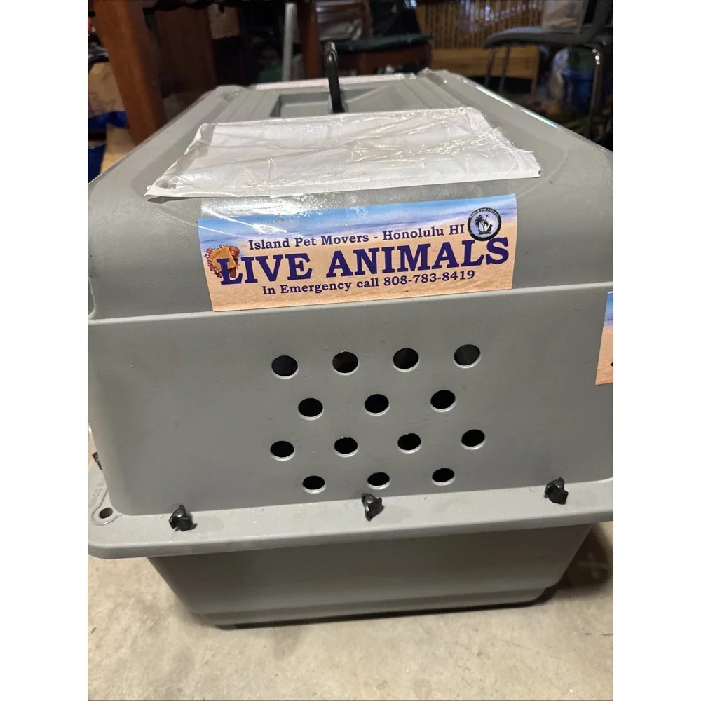 Flight-Approved Sky Kennel For 25-30lb Pets + Sipper Water Bottle + Food Tray